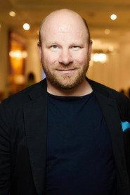 Nikolay Palazhchenko as Immigrant in We Are Your Grandfather 