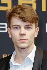 Tim Torok as Bobby in House Of Rooms 2023