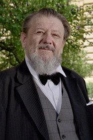 Dušan Jakišić as Majo Papović in The Honorary Duty 1986