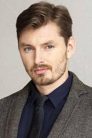 Mikhail Bronnikov as Oleg in Party Crashers 2 2017