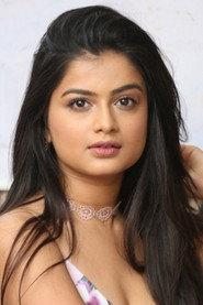 Hemal ingle as Sowmya in Hushaaru 2018