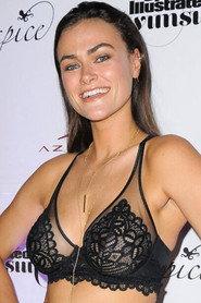 Myla Dalbesio as Woman in Scratch'n'Sniff 2015