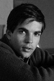 Tony Bill as Lt. Amberjack in Castle Keep 1969