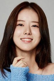 Han Ji-sun as Jeong-ah in The Isle 2000