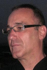 José Escobosa as Dover (voice) in Marco Antonio, Rescue in Hong Kong 2000