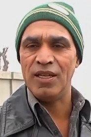 Hameed Babar as Chacha Khabri in Main Julian England 2007