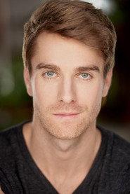Mike Heslin as Fernando in I Miss You 2019