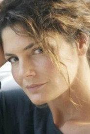 Carlotta Miti as Paola in Quello che le ragazze non dicono 2000