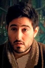 Daniel Mendoza as Richard Levine in Suzie Gold 2004