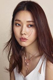Han Hye-jin as MC in Fashion King 2014