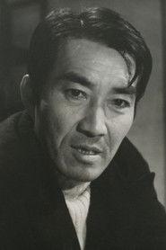 Dokgo Sung as Sgt. Chung Chung-gil in Five Marines 1961