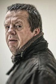 Bert van der Roest as Garbage Man in Frogs & Toads 2009