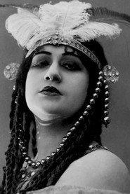 Letizia Quaranta as  in La trilogia di Maciste 1920