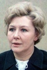 Rimma Manukovskaya as Tolik's Mother in White Bim Black Ear 1977