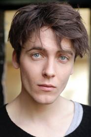 Lynton Appleton as Max in Grapes 2020