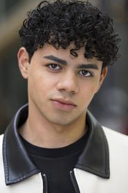 Luis Dimas Rivero as David Salazar in The permanent Visit 