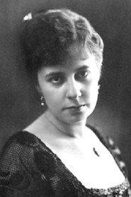 Ebba Thomsen as Emilie Schultze in Hotel Paradis 1917