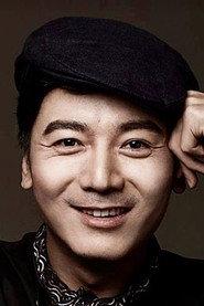 Rong Fei as Hong Dui in The Gangster, the Cop, the Devil 2023