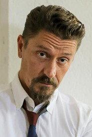 Clemente Pernarella as  in Se ami qualcuno dillo 2026