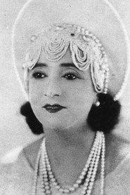 Claudia Victrix as Princess Masha in Princesse Masha 1928