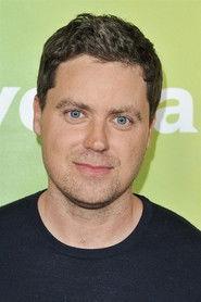 Greg Poehler as The boss (voice) in Doris & Bettan - Marbella Mayhem 2023
