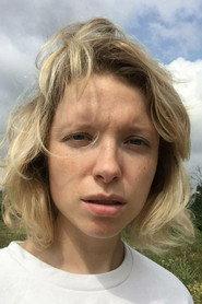 Lyubov Korolkova as Sveta in Convenience Store 2022
