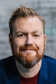 Kristoffer Appelquist as Programledare in Sveriges roligaste partiledare 2022