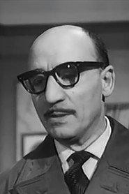 Mario Castellani as Jealous husband in The Firemen of Viggiù 1949