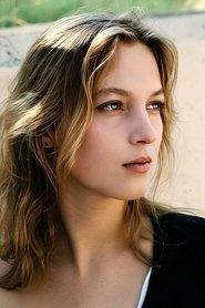 Ann-Gisel Glass as Sophie in Family Business 1986