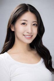 Sasara Sekine as Kozue in White and Black Class Reunion 2019
