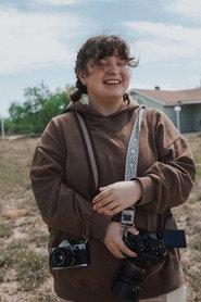 Chloé Gard as Maggie in What Lies 2023