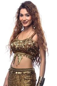 Sara Khan as Naila in Hamari Adhuri Kahani 2015