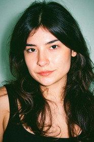 Clara Verardi as Amélie Moreau in O Grande Furto Paulista 2026