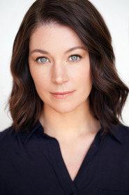 Makayla Moore as Amanda in Wedding Every Weekend 2020