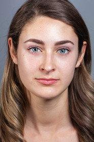 Elle Cooper as Sienna in Let’s Go Disco 