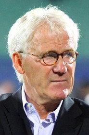 Morten Olsen as Morten Olsen in Me, Myself & Martin Laursen 2012