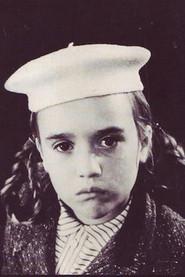 Saskia Tyroller as Marianne in Peppermint-Peace 1983