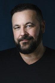 Jeffrey Marshall as King's Knight in The Sword of Thyrus