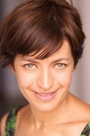 María José Hipólito as Laura in Rosa's Wedding 2020