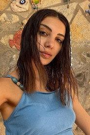 İrem Yüksel as in Aşk Filmi 2024