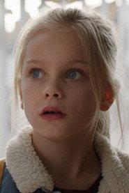 Vita Heijmen as Romy in Romy's Salon 2020