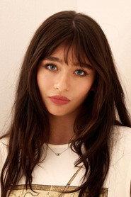 Malina Weissman as Grace in Ick 2025