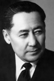 Kurmanbek Dzhandarbekov as Kadyrbay in Zhambyl 1953
