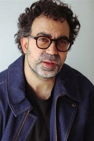 Julien Santini as Self in L'humour c'est mieux à deux 2022