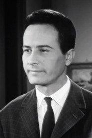 Dimitris Hoptiris as Nikos in All that glitters is gold 1966