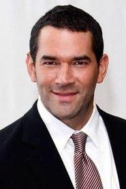 Eduardo Santamarina as Carmelo López in Ladies Room 2003