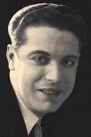 Felipe Fernansuar as Miguel in Rosa de Madrid 1927