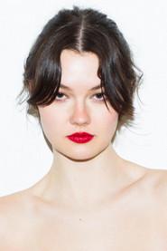 Eloisa Huggins as Izzie in Good Girl Jane 2024