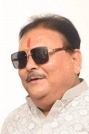 Madan Mitra as Commisioner M. Mitra in Sentimentaaal 2024