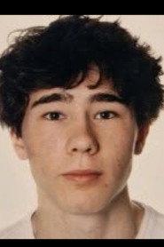 Maxim Poma as Tom in Littekens 2027